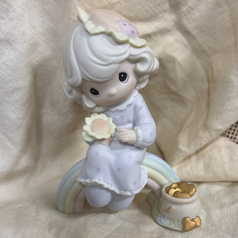 Precious Moments "Dreams Really Do Come True”